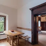 Schloss-castel Pienzenau - Guestrooms & - B&b-hotel & Restaurant