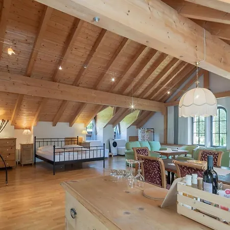 Гостьовий будинок Schloss-castel Pienzenau - Guestrooms & - B&b-hotel & Restaurant 4*