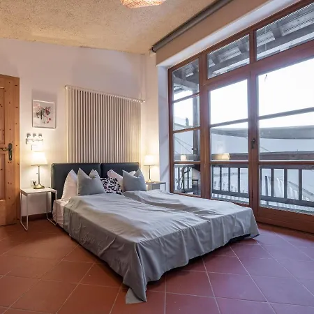 Schloss-castel Pienzenau - Guestrooms & - B&b-hotel & Restaurant 4*