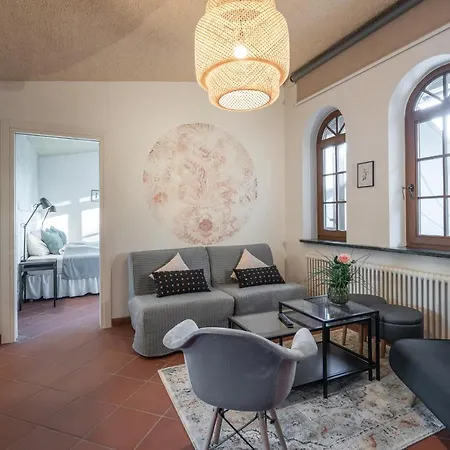 Schloss-castel Pienzenau - Guestrooms & - B&b-hotel & Restaurant 4* 梅拉诺