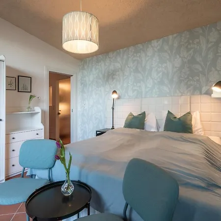 Schloss-castel Pienzenau - Guestrooms & - B&b-hotel & Restaurant 4*