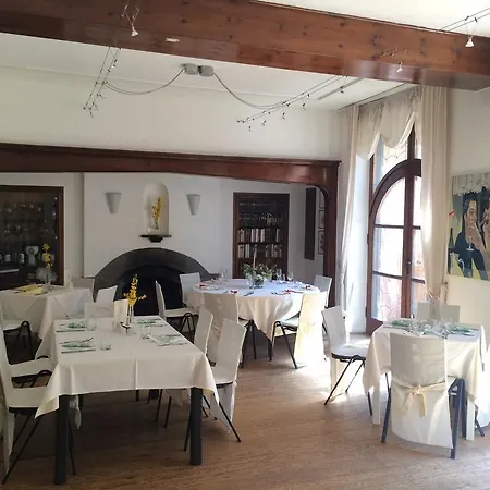 Schloss-castel Pienzenau - Guestrooms & - B&b-hotel & Restaurant