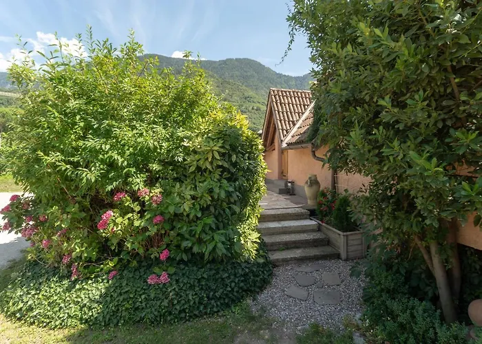 Schloss-castel Pienzenau - Guestrooms&apartments - B&b-hotel&restaurant 4* Meran