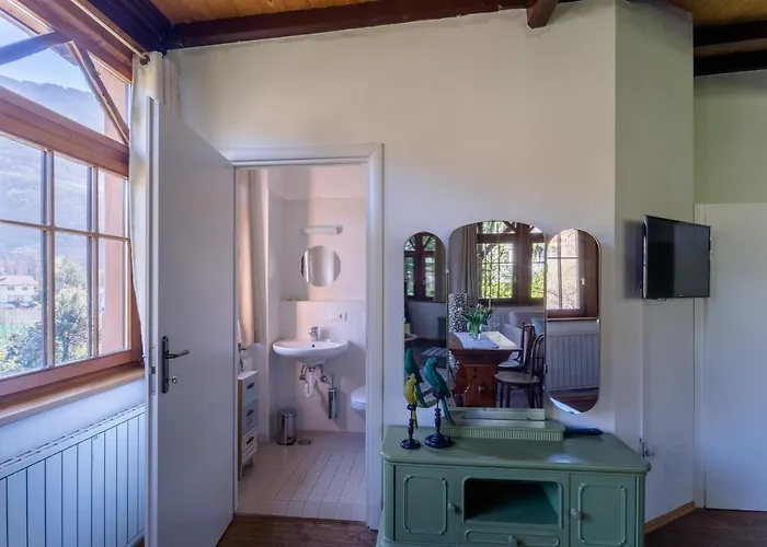 Schloss-castel Pienzenau - Guestrooms & - B&b-hotel & Restaurant ゲストハウス