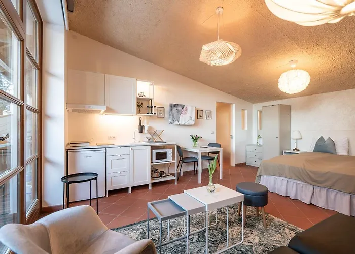 Schloss-castel Pienzenau - Guestrooms&apartments - B&b-hotel&restaurant 4* Meran