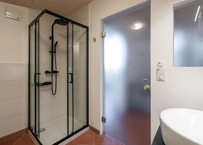 招待所 Schloss-castel Pienzenau - Guestrooms & - B&b-hotel & Restaurant 梅拉诺