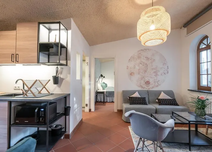 Schloss-castel Pienzenau - Guestrooms & - B&b-hotel & Restaurant 4*