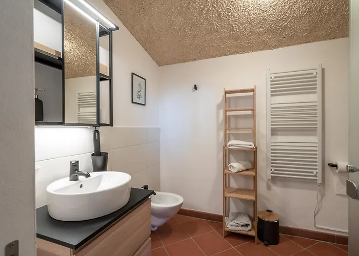 ゲストハウス Schloss-castel Pienzenau - Guestrooms & - B&b-hotel & Restaurant メラーノ