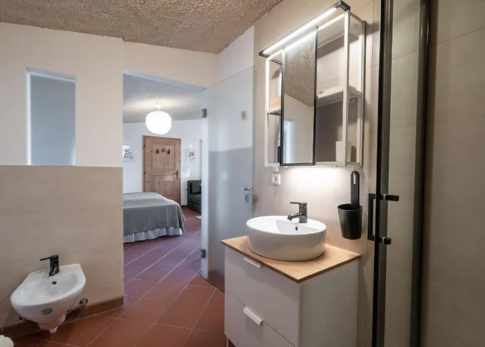 ゲストハウス Schloss-castel Pienzenau - Guestrooms & - B&b-hotel & Restaurant 4*