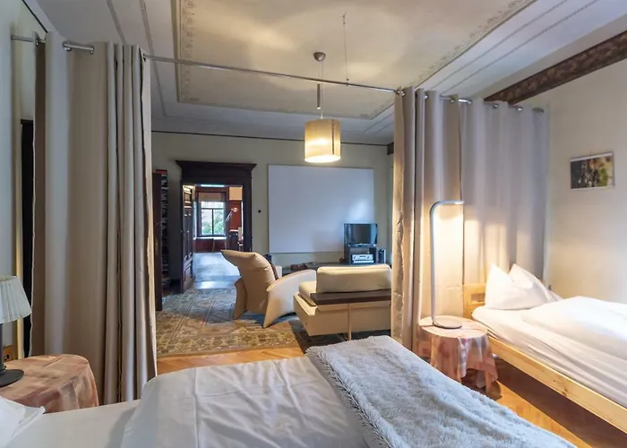 Schloss-castel Pienzenau - Guestrooms&apartments - B&b-hotel&restaurant 4*