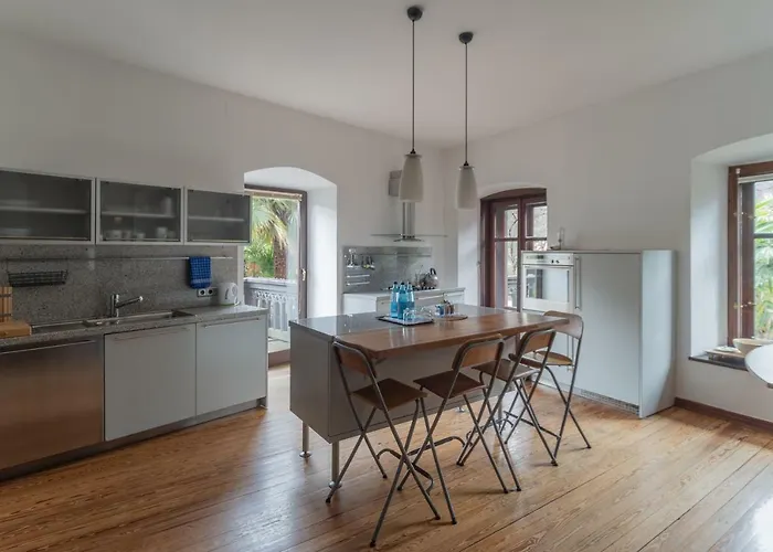 Schloss-castel Pienzenau - Guestrooms & - B&b-hotel & Restaurant 招待所 梅拉诺